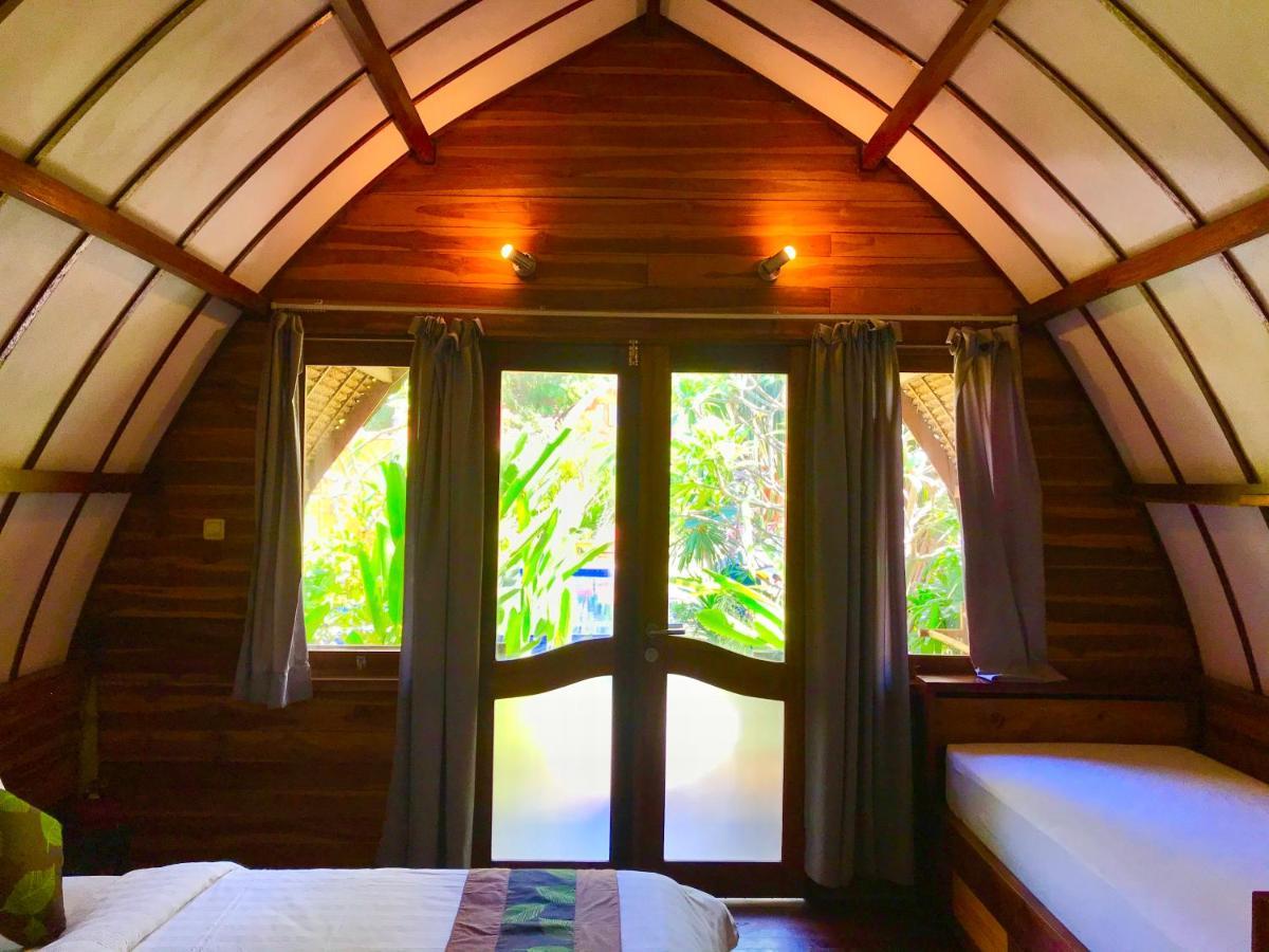 Cotton Tree Cottages Gili Trawangan Exterior photo