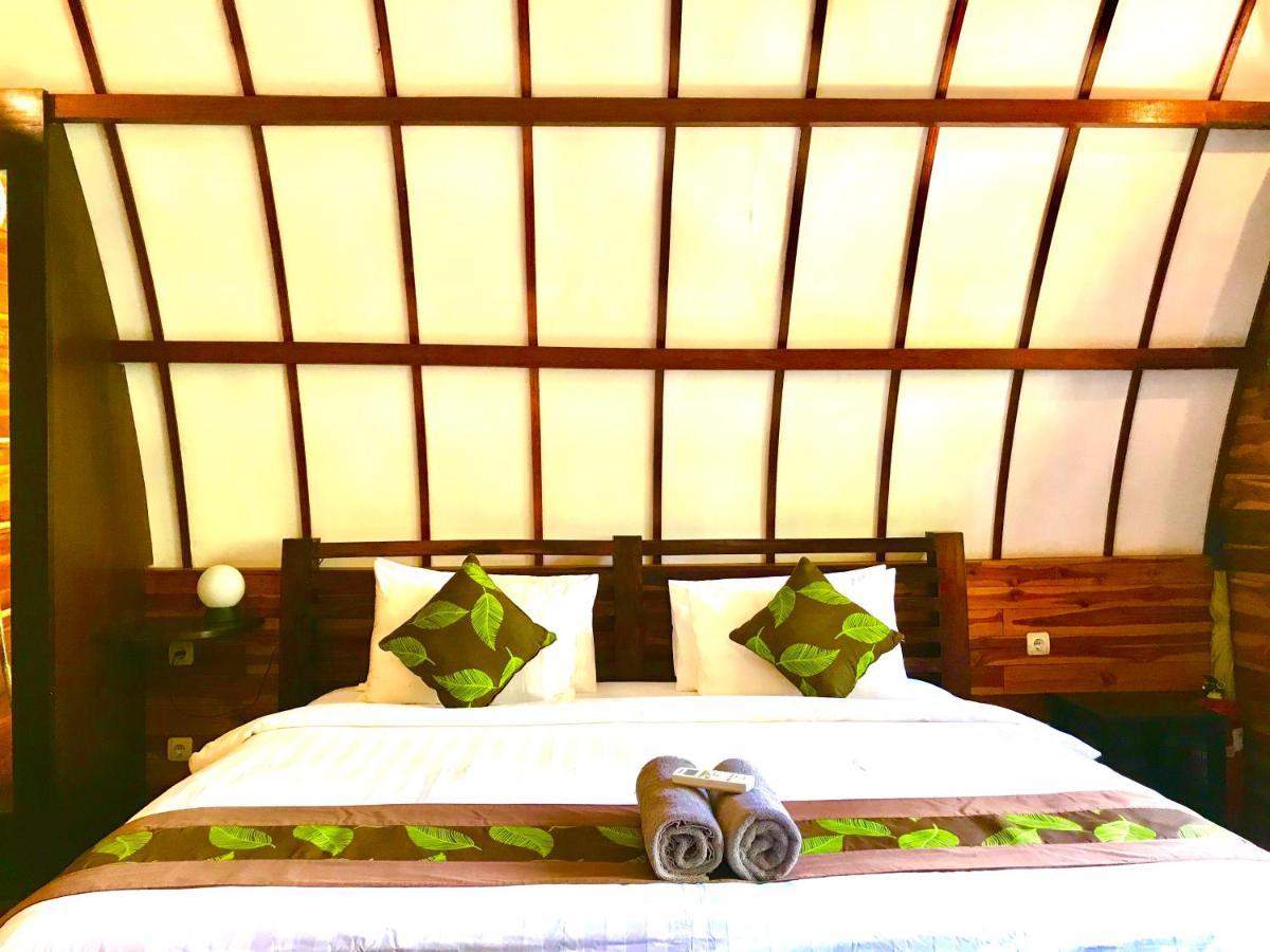 Cotton Tree Cottages Gili Trawangan Exterior photo