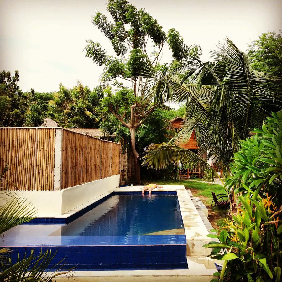 Cotton Tree Cottages Gili Trawangan Exterior photo